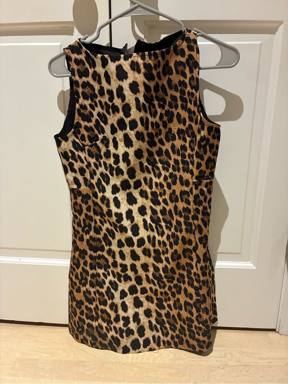 Women’s  Leopard Print Sleeveless Dress - Brown